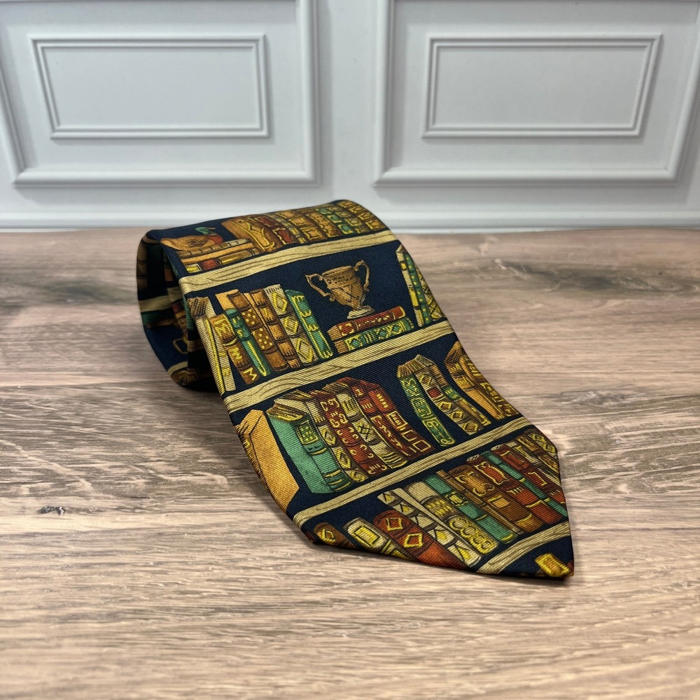 Alynn Neckwear Tie Mens Navy Blue Silk Bookshelf Library Barnes & Noble Novelty‎